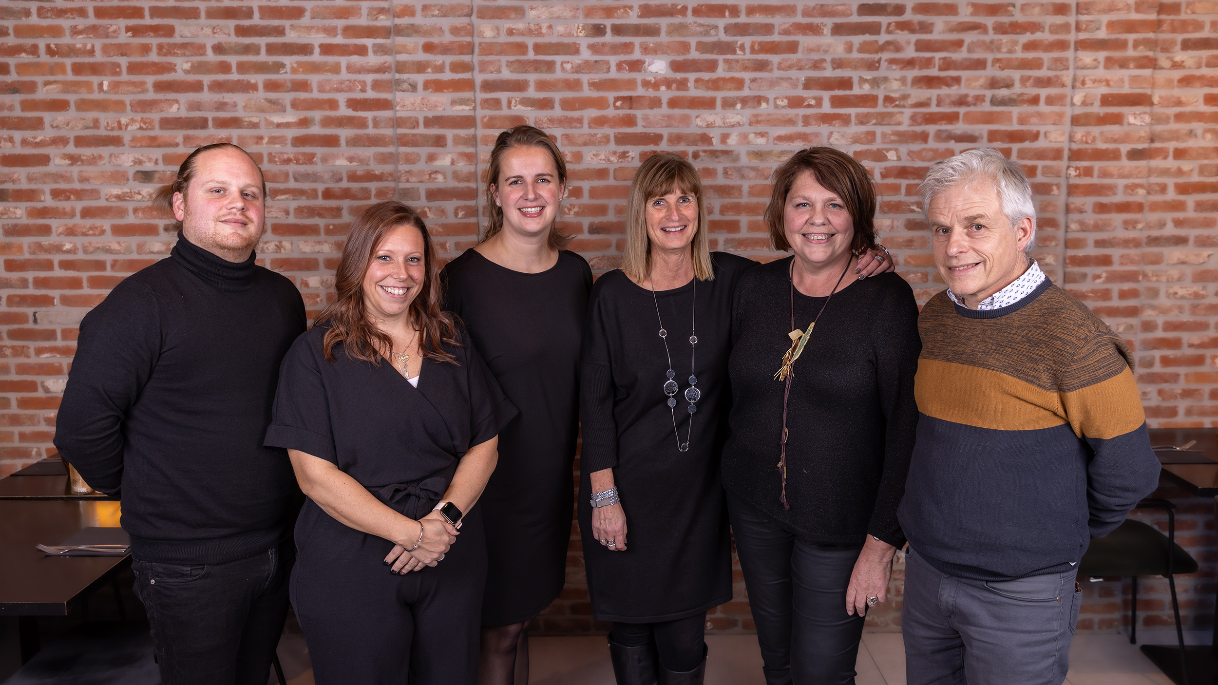 Groepsfoto van het HDK team